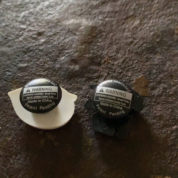 Two Crocs Jibbitz Charms Reds & UK - Picture 2 of 2